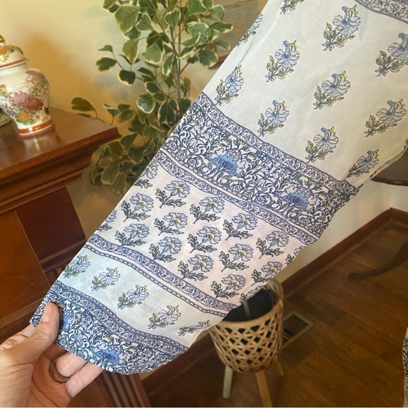 J. Jill • Blue Patterned Lightweight Swimsuit Tunic Coverup • Size M - Picture 2 of 7